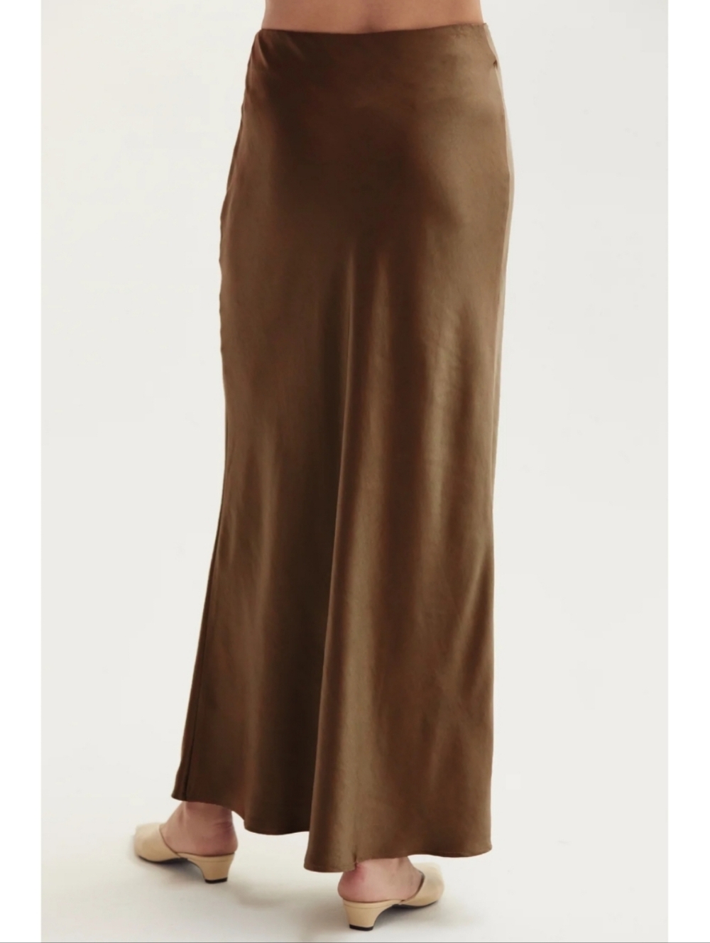 Crescent Gabrielle Crushed Satin Bias Cut Maxi Skirt Espresso Brown M - Picture 5 of 14